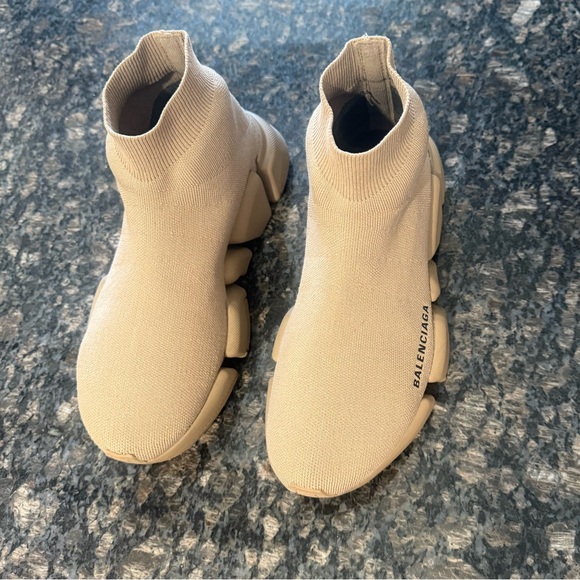 BALENCIAGA WOMEN'S SPEED 2.0 RECYCLED KNIT SOCK SNEAKER IN BEIGE SIZE 7 - Picture 12 of 13